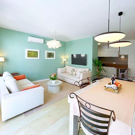Abbott Apartment - 1 Min From The Beach - 100M2 - Sleeps 8 Sitges Dış mekan fotoğraf