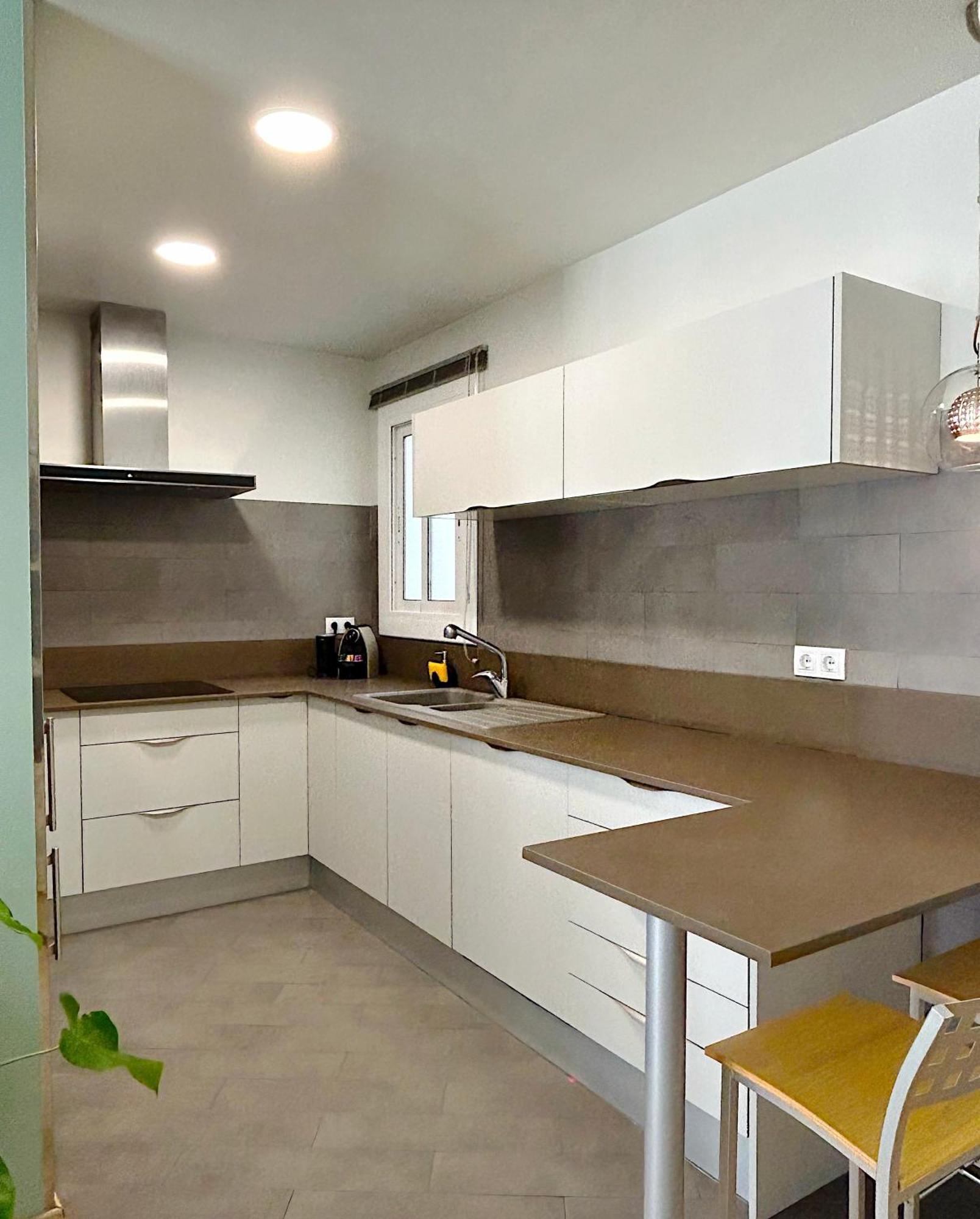 Abbott Apartment - 1 Min From The Beach - 100M2 - Sleeps 8 Sitges Dış mekan fotoğraf
