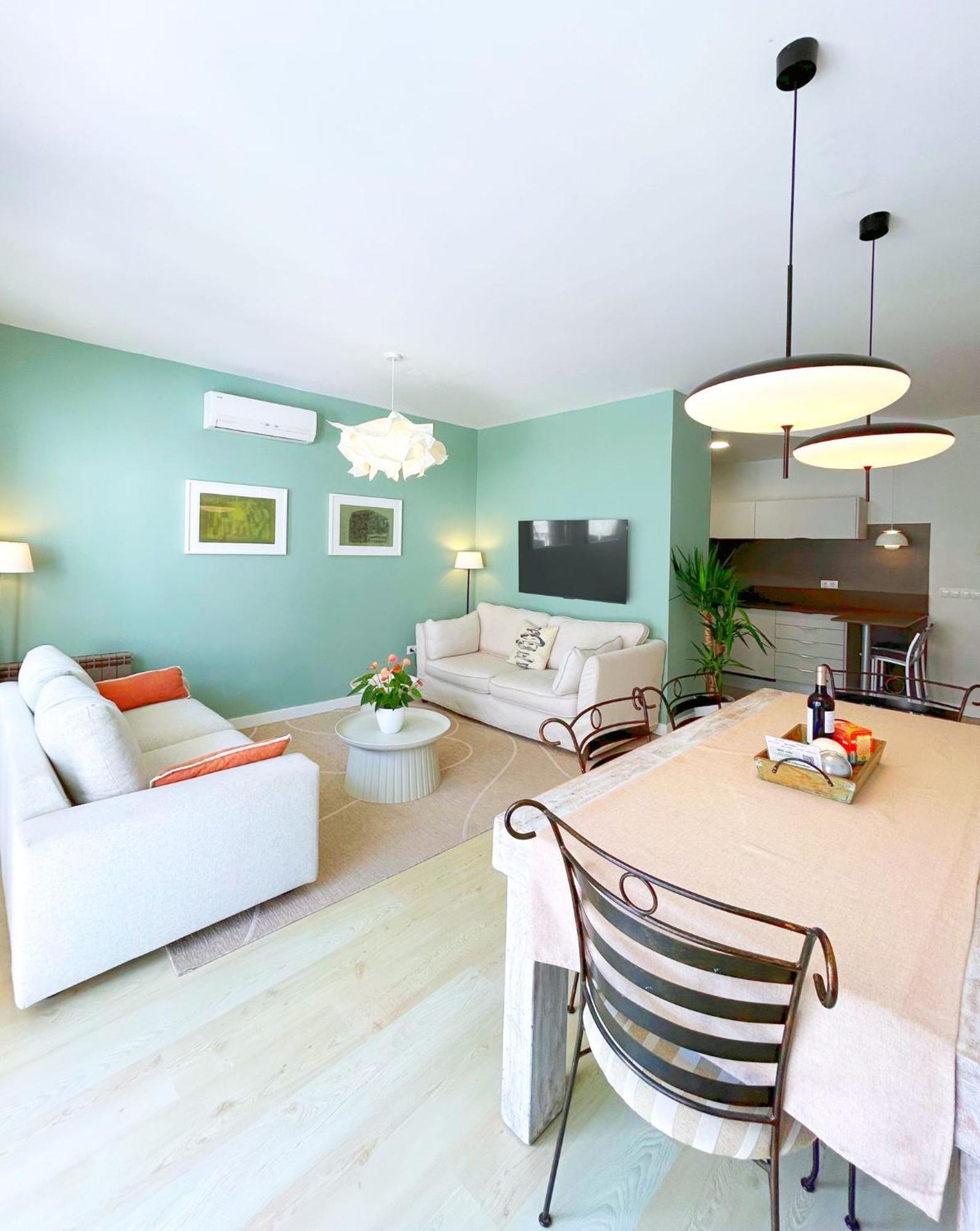 Abbott Apartment - 1 Min From The Beach - 100M2 - Sleeps 8 Sitges Dış mekan fotoğraf